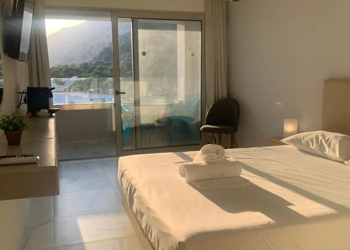 Pals Pefkos Apartmanhotel 3*