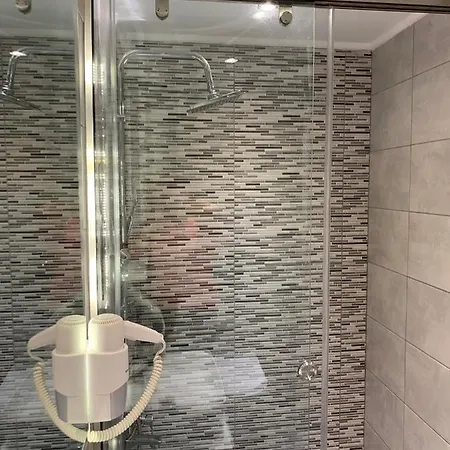 Pals Pefkos Pefki (Rhodes)