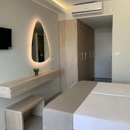 Pals Pefkos Aparthotel
