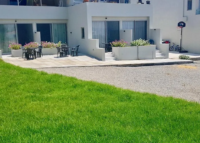 Pals Pefkos Aparthotel