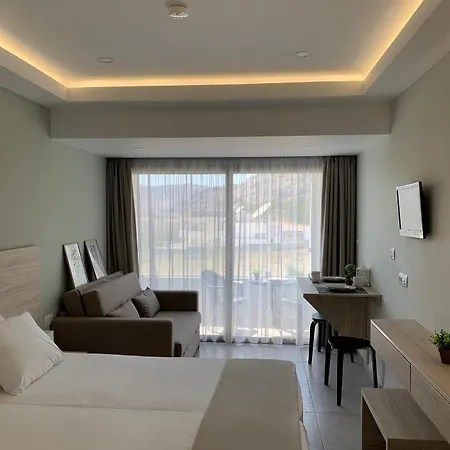Pals Pefkos Aparthotel