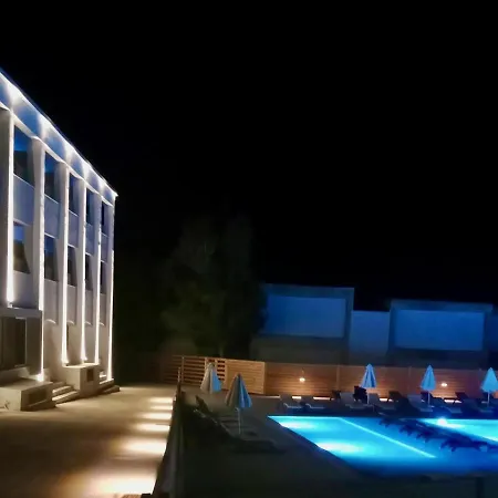 Pals Pefkos Pefki