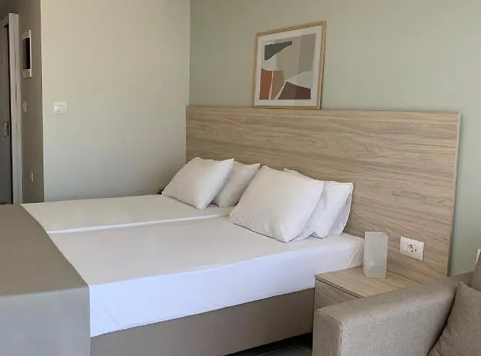 Aparthotel Pals Pefkos