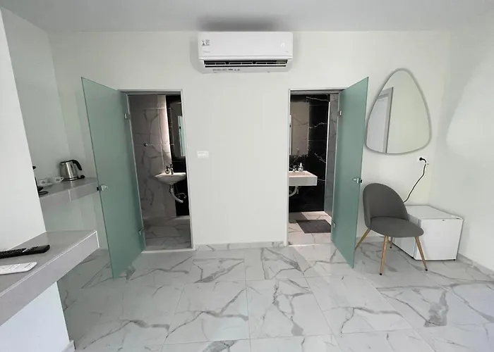 Aparthotel Pals Pefkos